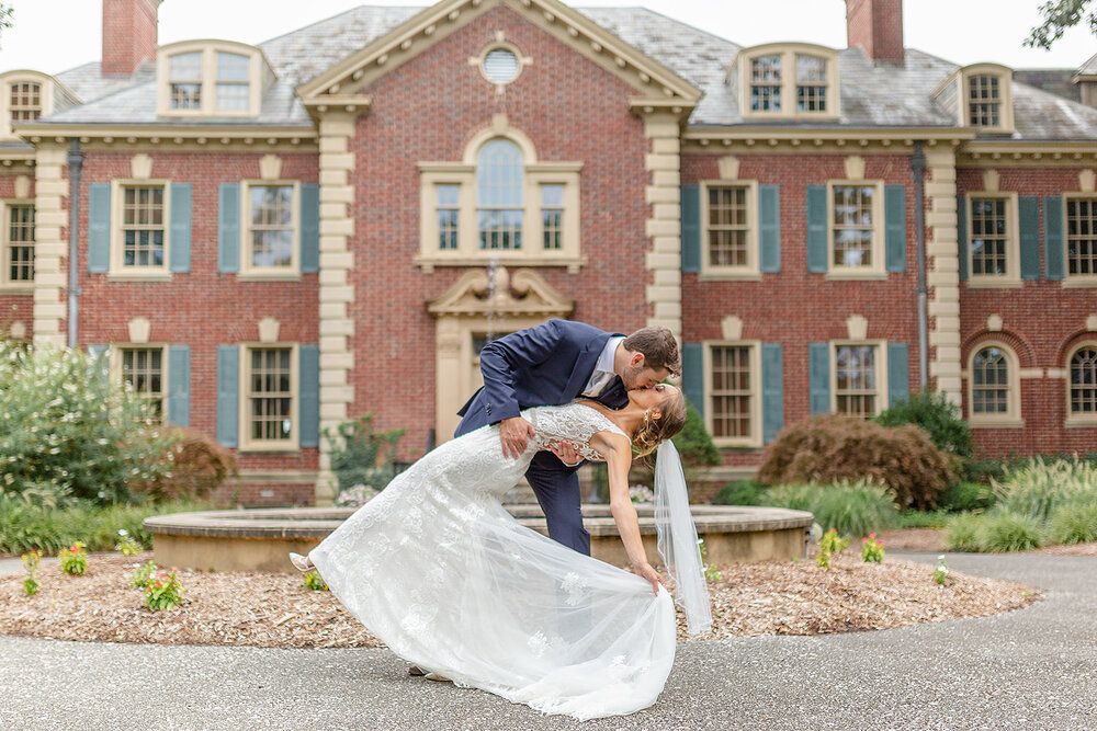 Tom&EmWeddings-1225.jpg