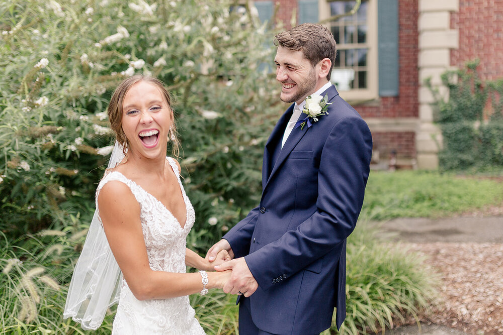 Tom&EmWeddings-1260.jpg
