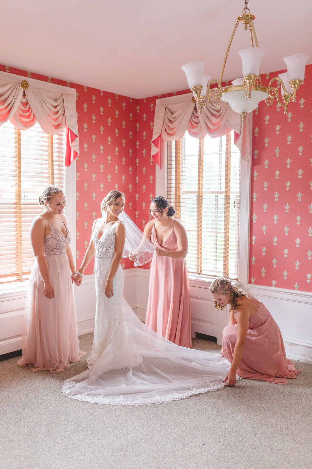 Tom&EmWeddings-9705.jpg